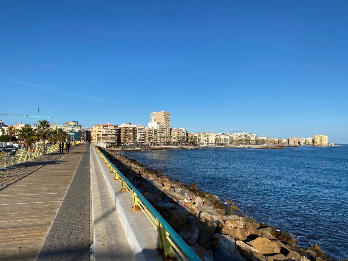 Amazing 2-Bedrooms Apartment With Pool Torrevieja Center 외부 사진